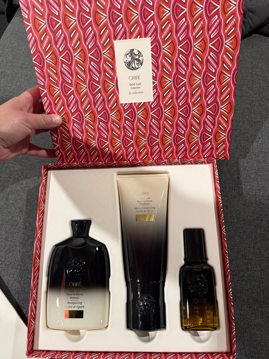 Oribe Other - Oribe Gold Lust Haircare Gift Set - Black, White & Gold Accent